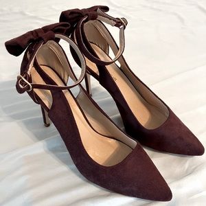 Burgundy Velvet Bow Heel